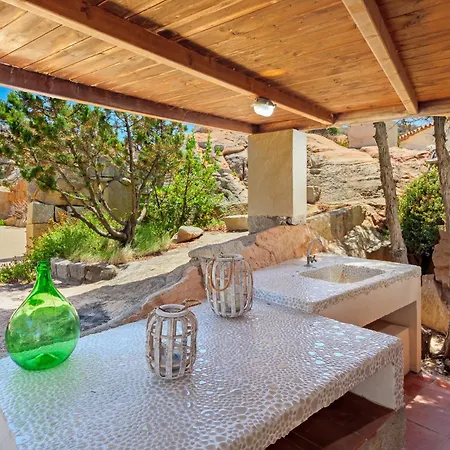 Itaca - Swimming Pool By The Sea * La Maddalena (Sassari)