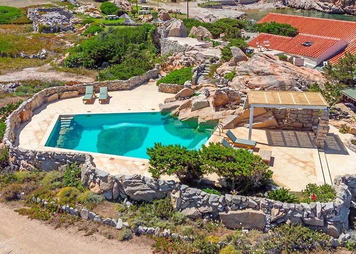 Itaca - Swimming Pool By The Sea