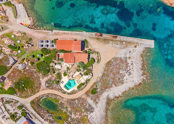 Willa Itaca - Swimming Pool By The Sea La Maddalena (Sassari)