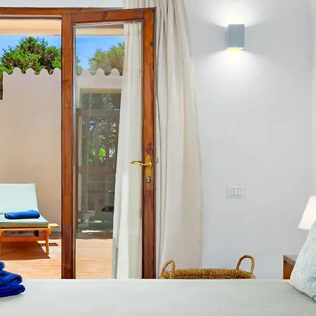 Itaca - Swimming Pool By The Sea