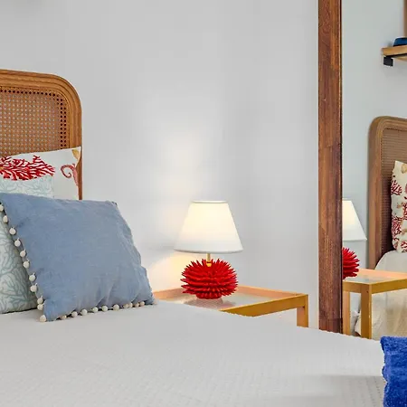 Itaca - Swimming Pool By The Sea