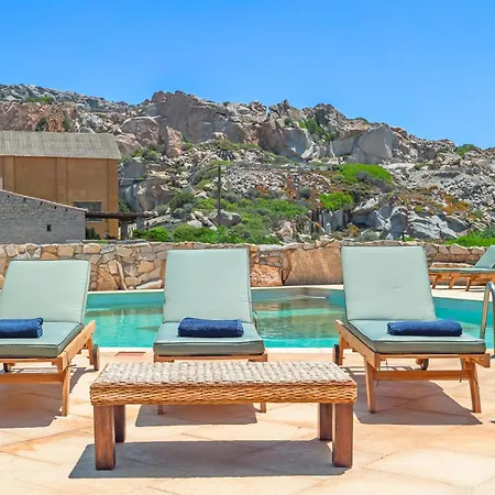 Itaca - Swimming Pool By The Sea