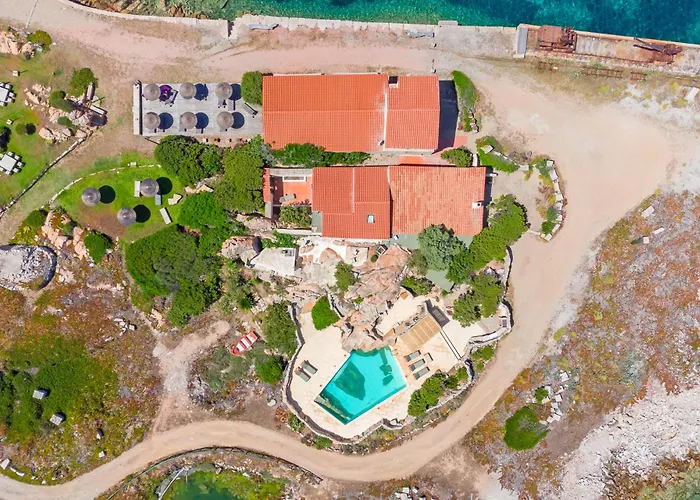 Villa Itaca - Swimming Pool By The Sea La Maddalena