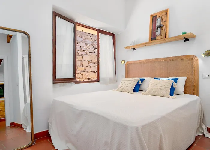 Villa Itaca - Swimming Pool By The Sea La Maddalena